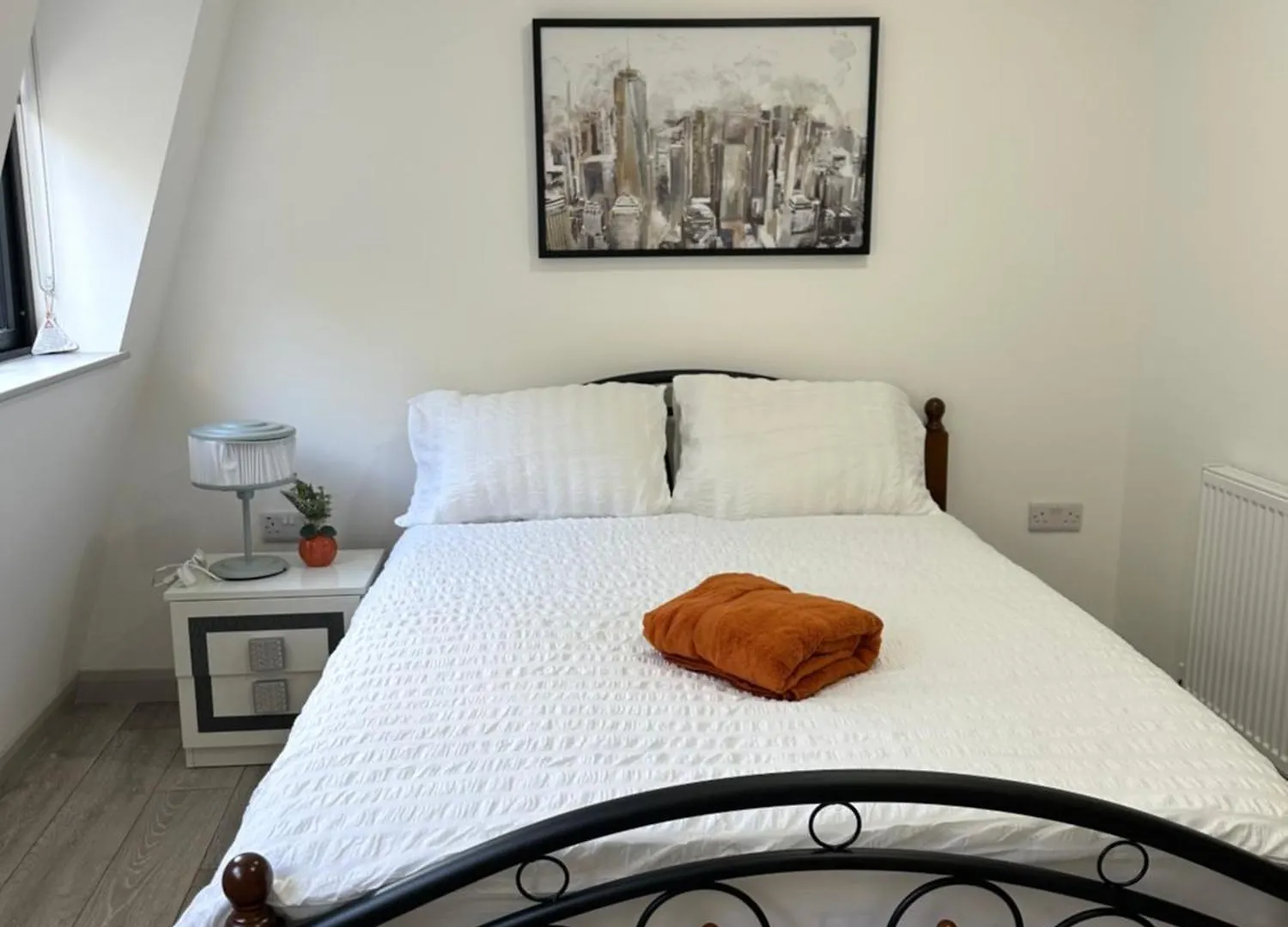 Modern 3 Bedroom With 2 Bathroom In Central London United Kingdom